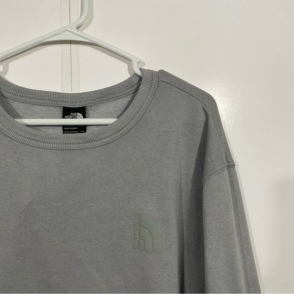 NWT The North Face Grey Crewneck Sweatshirt - Picture 3 of 5